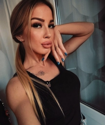 🌶️ Позволь мне заботиться о твоих фантазиях и осуществлять их одну за другой. 💋 Я красивая и страстная, мои фото это доказывают. 📷 Живу в самом сердце Москвы, медленно зажигая ночной город. 🌃 Я предлагаю широкий спектр услуг для твоего удовольствия, а также наше взаимное удовлетворение. Открой для себя новые грани наслаждения и ощути горячее прикосновение моих губ. 💦 Мои клиенты зовут меня элитной и с нетерпением ждут наших встреч. 💫 Доверься мне и я обещаю, что наше свидание станет незабываемым путешествием в мир страсти, удовольствия и релаксации. Со мной ты найдешь все, чего ты желаешь. Встречусь с щедрыми и тайными джентльменами, готовыми наслаждаться каждой моей нежной ноткой. 💫💖😘 Вера